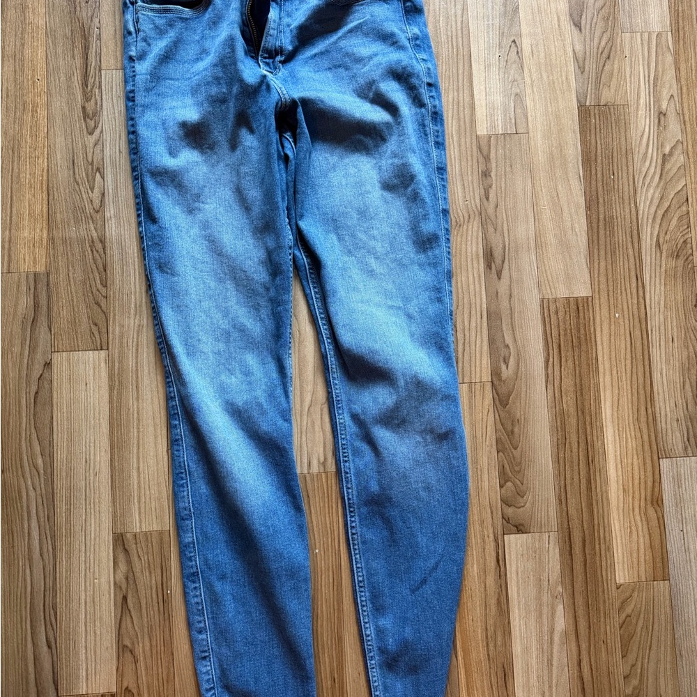 Hollister Women's Skinny Jeans in Blue 8L